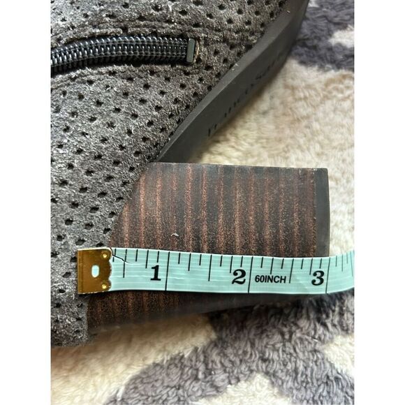 Franco Sarto Dale 2 Perforated Leather Suede Booties 8.5 gray Boho - Picture 7 of 7